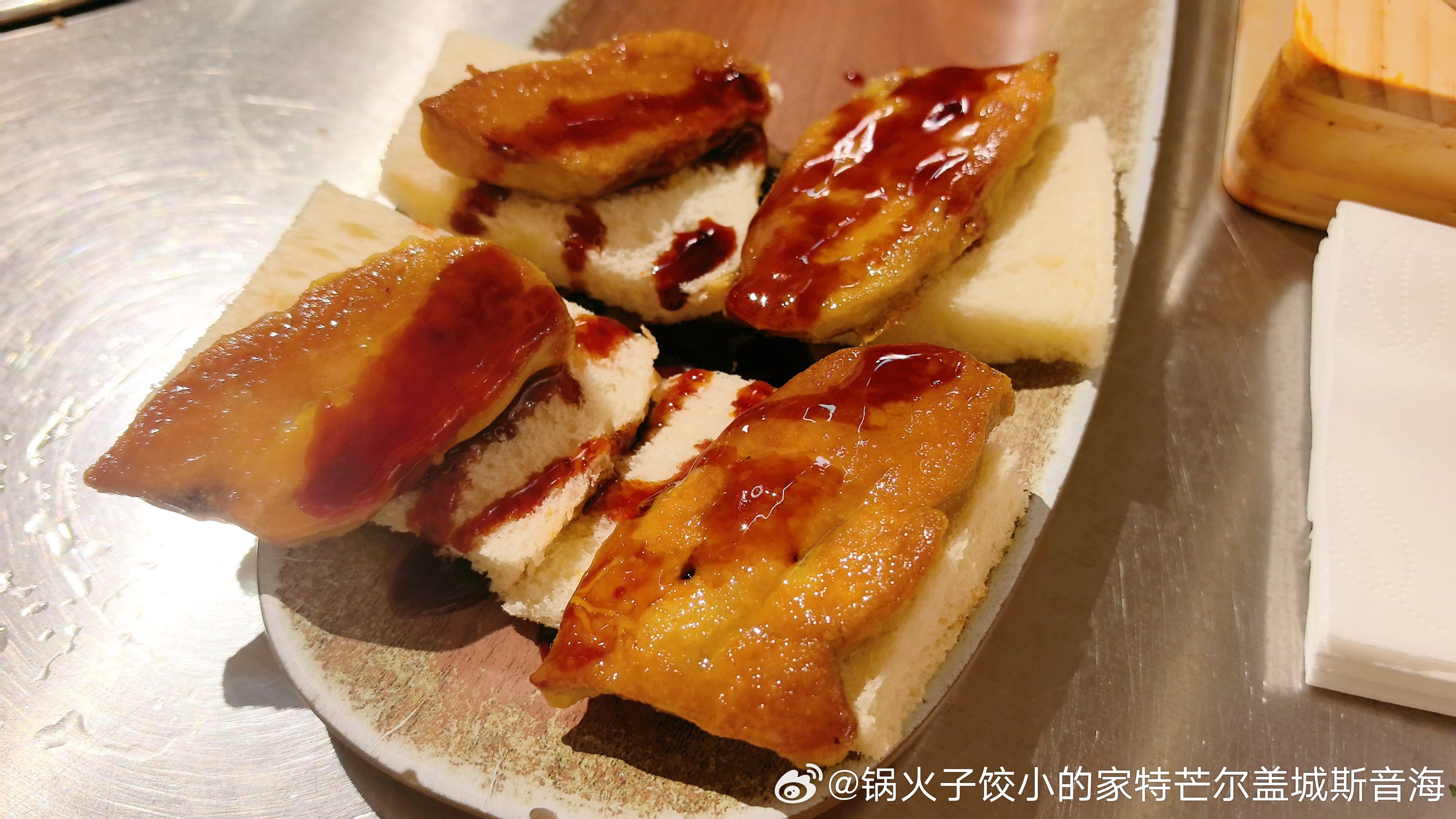 解锁盐五许新吃法：鸭肝+面包片，配上一口他家的大米饭，能把人香得欲仙欲死！太好吃