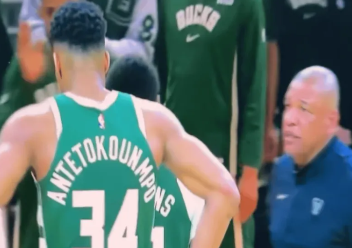 NBA常规赛，雄鹿以102-122输给雷霆。赛后，多家媒体指出：在本场比赛的一