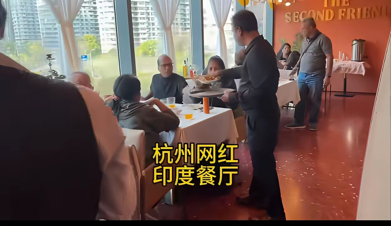 网友拍摄的杭州网红印度餐厅