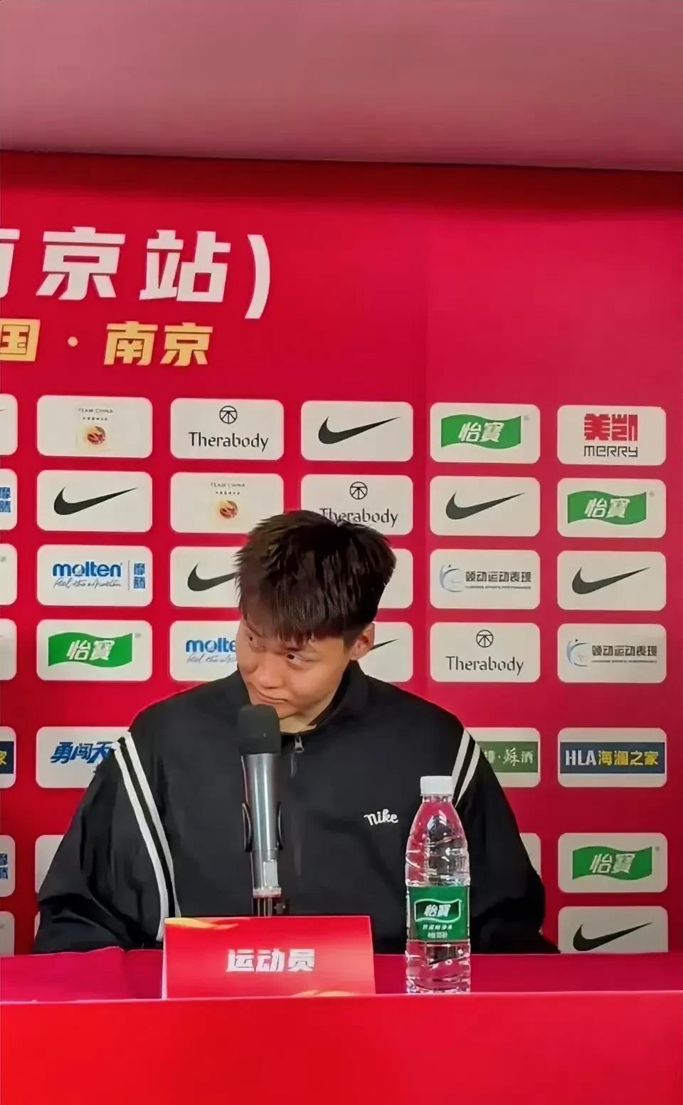 发现没，赵睿这个人，别的什么都好，就是有一个问题，他自己可能都没意识到，就
