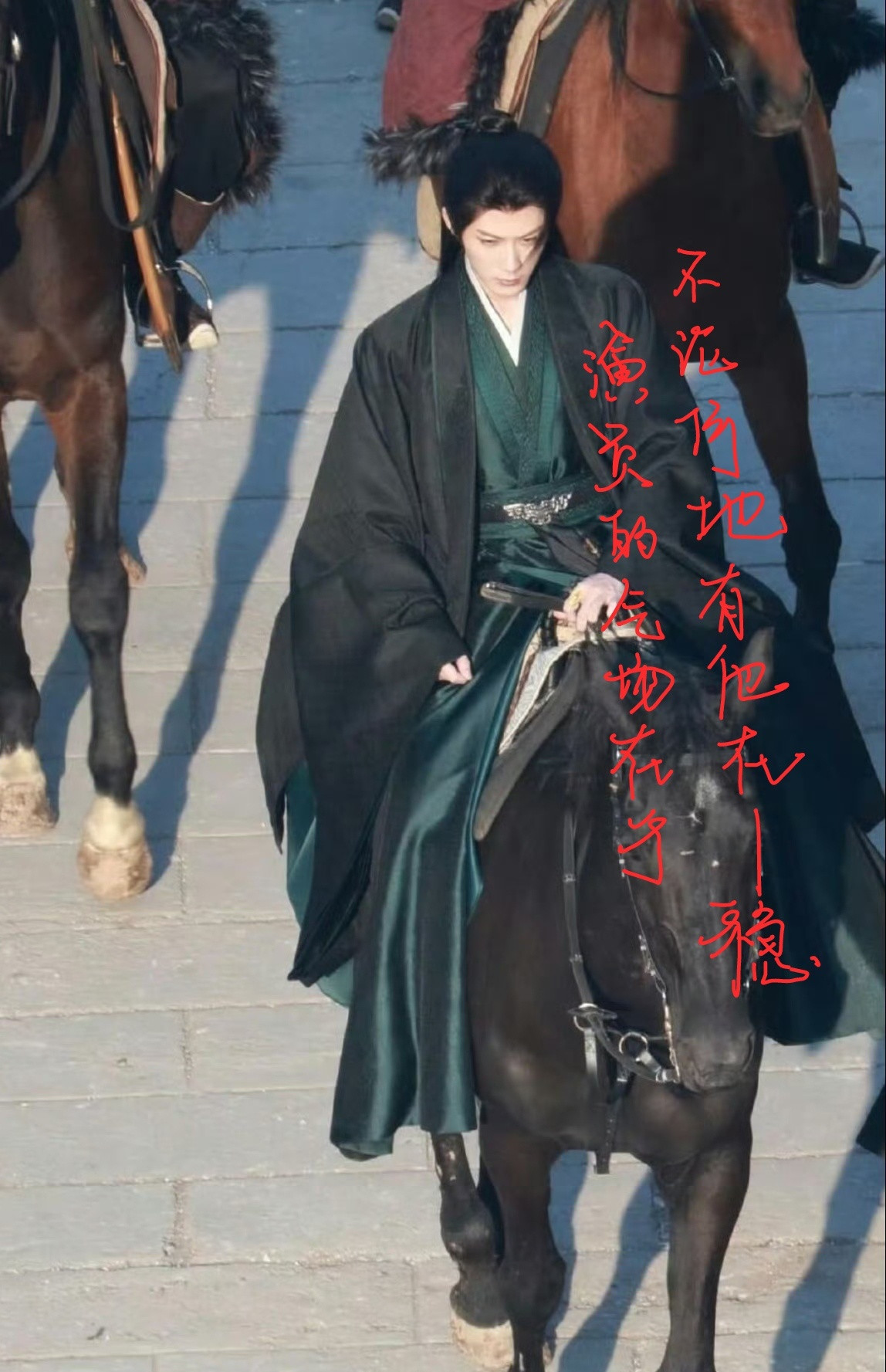 檀健次檀健次谢却山对于《何不同舟渡》檀健次谢却山的路透本身，我并没有多少要分