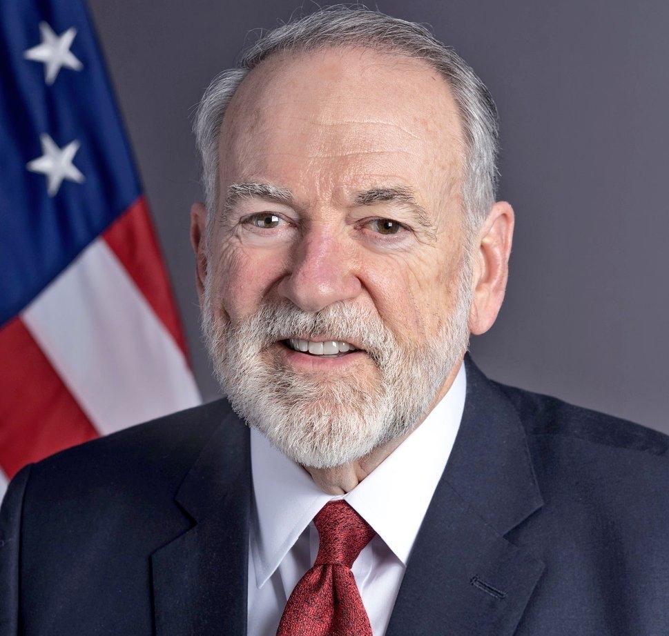 德国之声今天报道：“美国驻以色列大使赫卡比（MikeHuckabee）在美国
