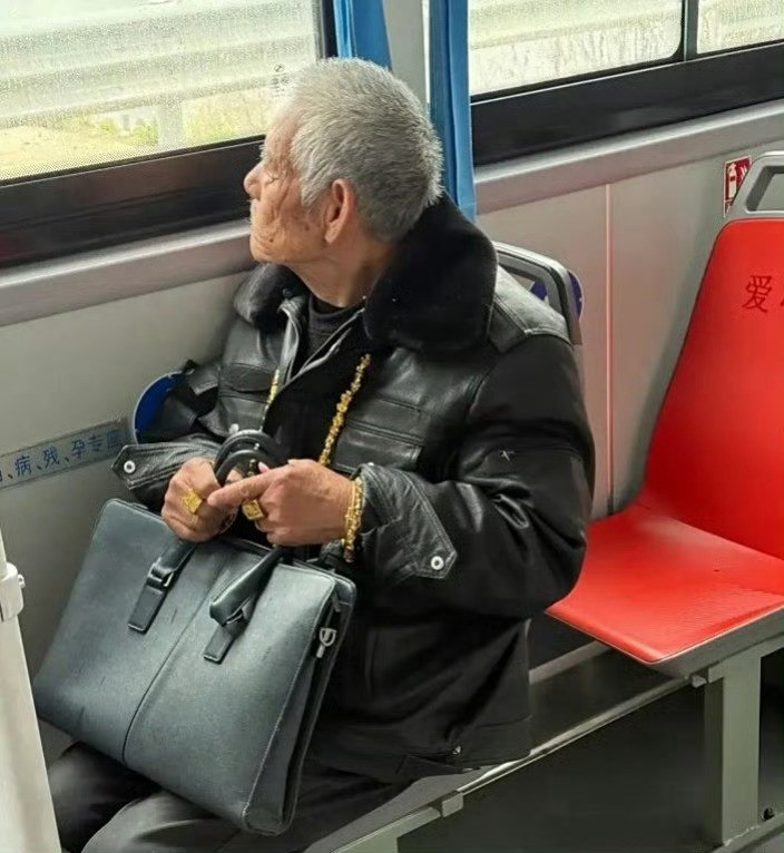 大爷这东西炫耀得我哑口无言