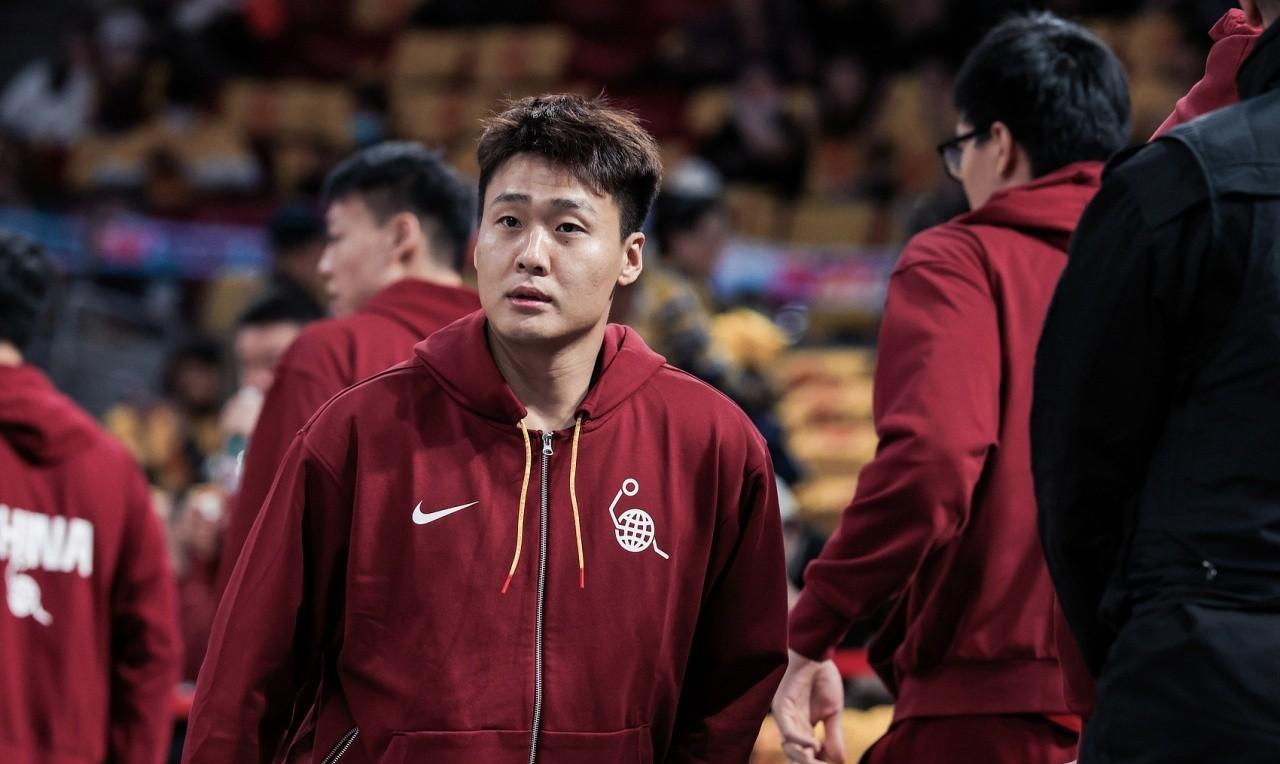 郭士强依然没有想起徐杰！赵睿继续缺席打韩国的第二场比赛，徐杰即使在队内也没啥球权