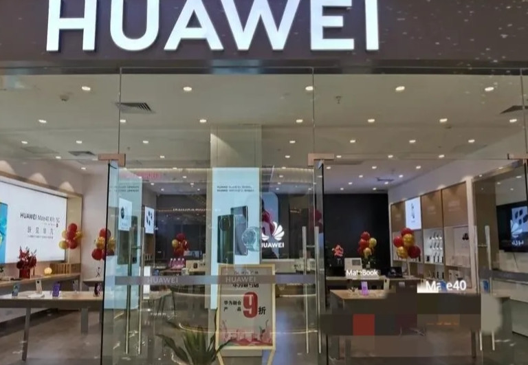 转了几家华为手机店，发现西安实体店华为mate70Pro价格差异非常大，有的店卖