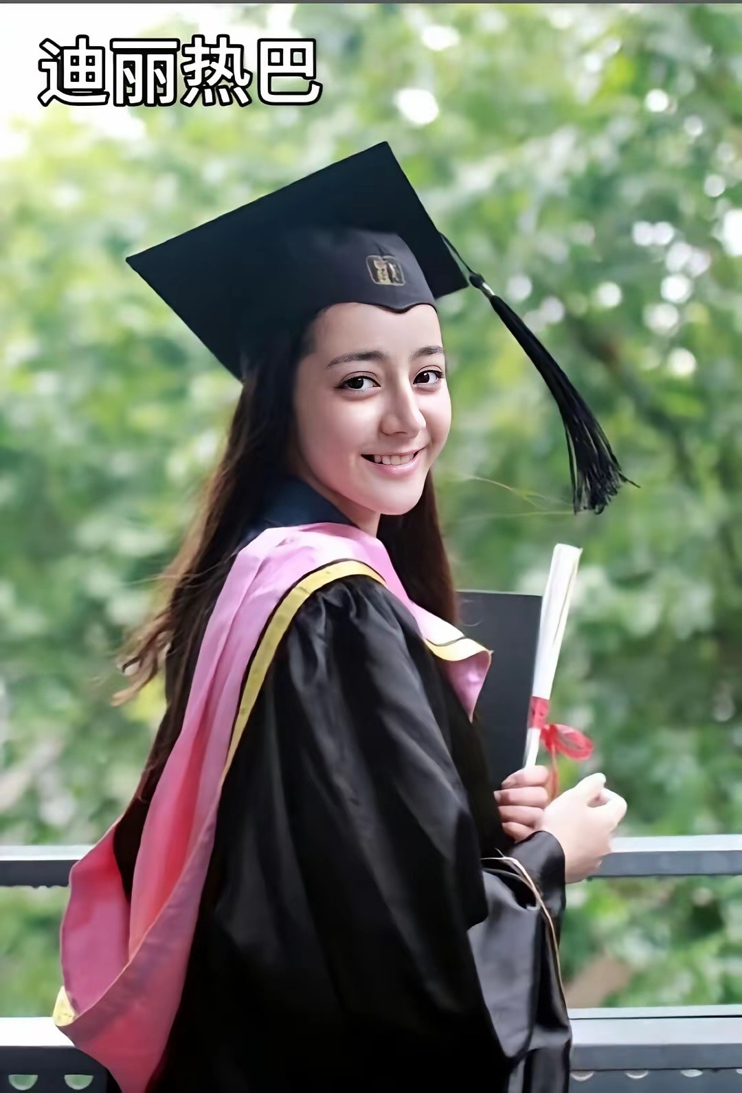 来看看女明星的学生时期长什么样？从小就是大美女啊太清纯了大家觉得呢