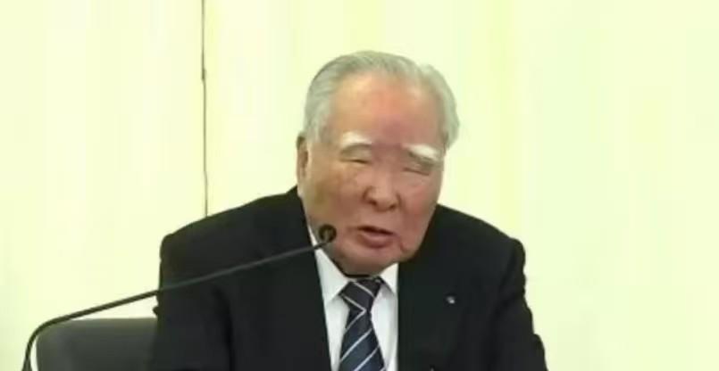 铃木撤出中国，这步棋现在看，走对了。不是嘴硬。它2025年11月单月全球卖了