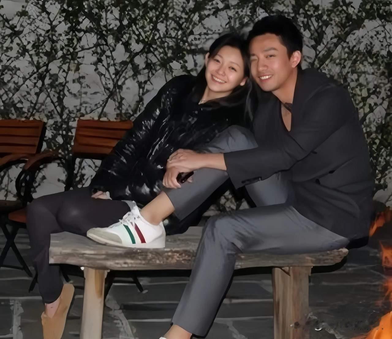 十年婚姻两死一伤，是大S对十年婚姻的总结，S妈一句话否认了他们十年婚姻，说大S与