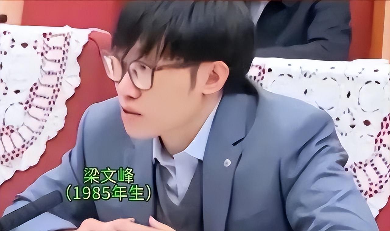 满心期待DeepSeek能成硬刚硅谷的国货AI之光，毕竟这款大模型实力对标GPT