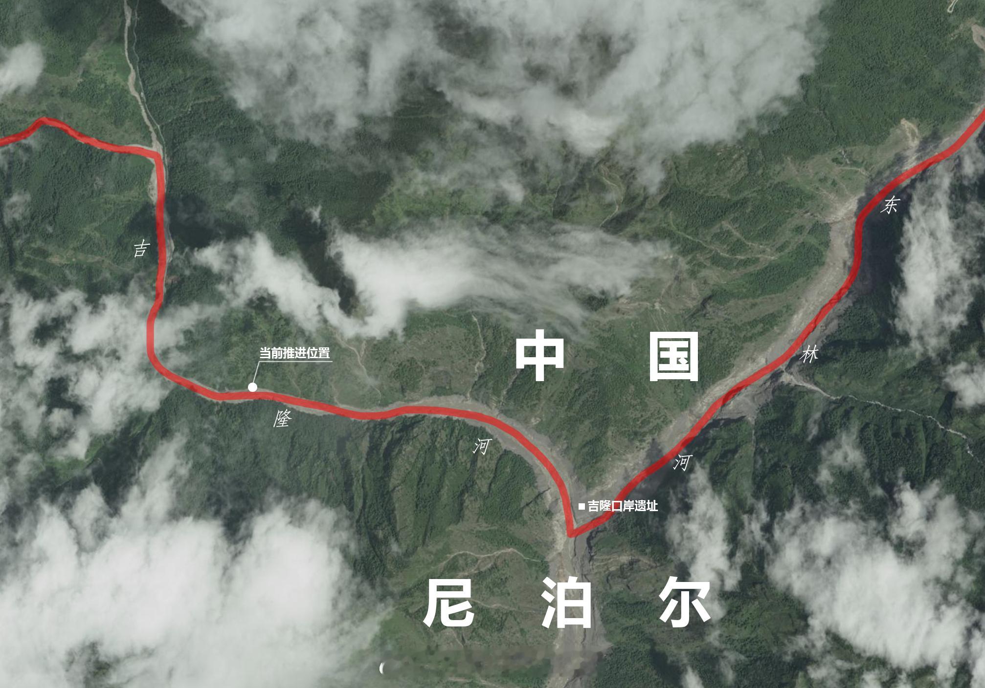 武警官兵正全力抢通道路央视新闻今天中午消息，武警官兵距离吉隆口岸仅2~3