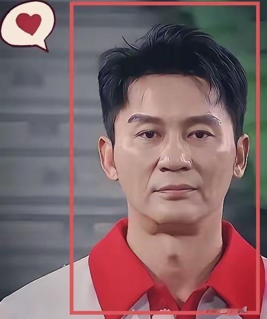 娱乐圈里最让我摸不透的，就是李晨了！​越来越不对劲，快50岁，十年如一日的坚