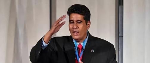 最近，帕劳总统惠恕仁在新西兰抛出一句狠话，瞬间引爆了国际舆论。他直言不讳地叫嚣：