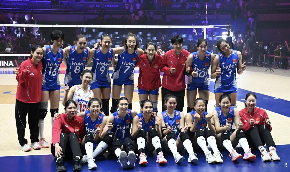2026女排亚锦赛半决赛中，上届冠军泰国队以3比1力克日本队，将与中国队争夺本