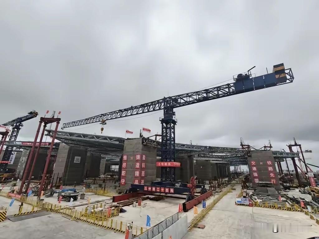 震撼到了！上海，这次又干了一件让全国仰望的大事！5月14日，就在浦东祝桥，上海