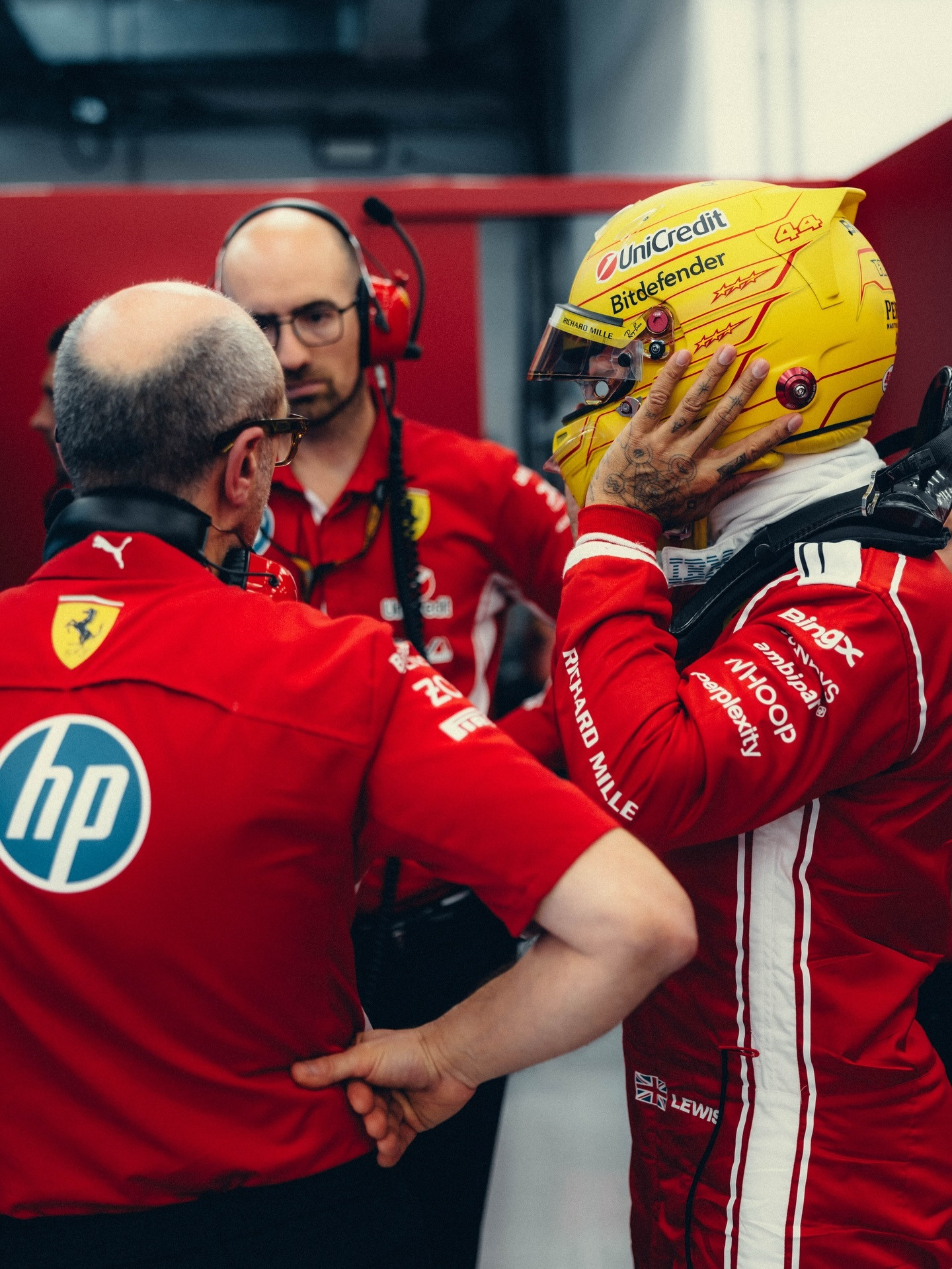 汉密尔顿期待新赛季：我已经重新调整好了状态“测试工作已经结束。看到团队排除万难全