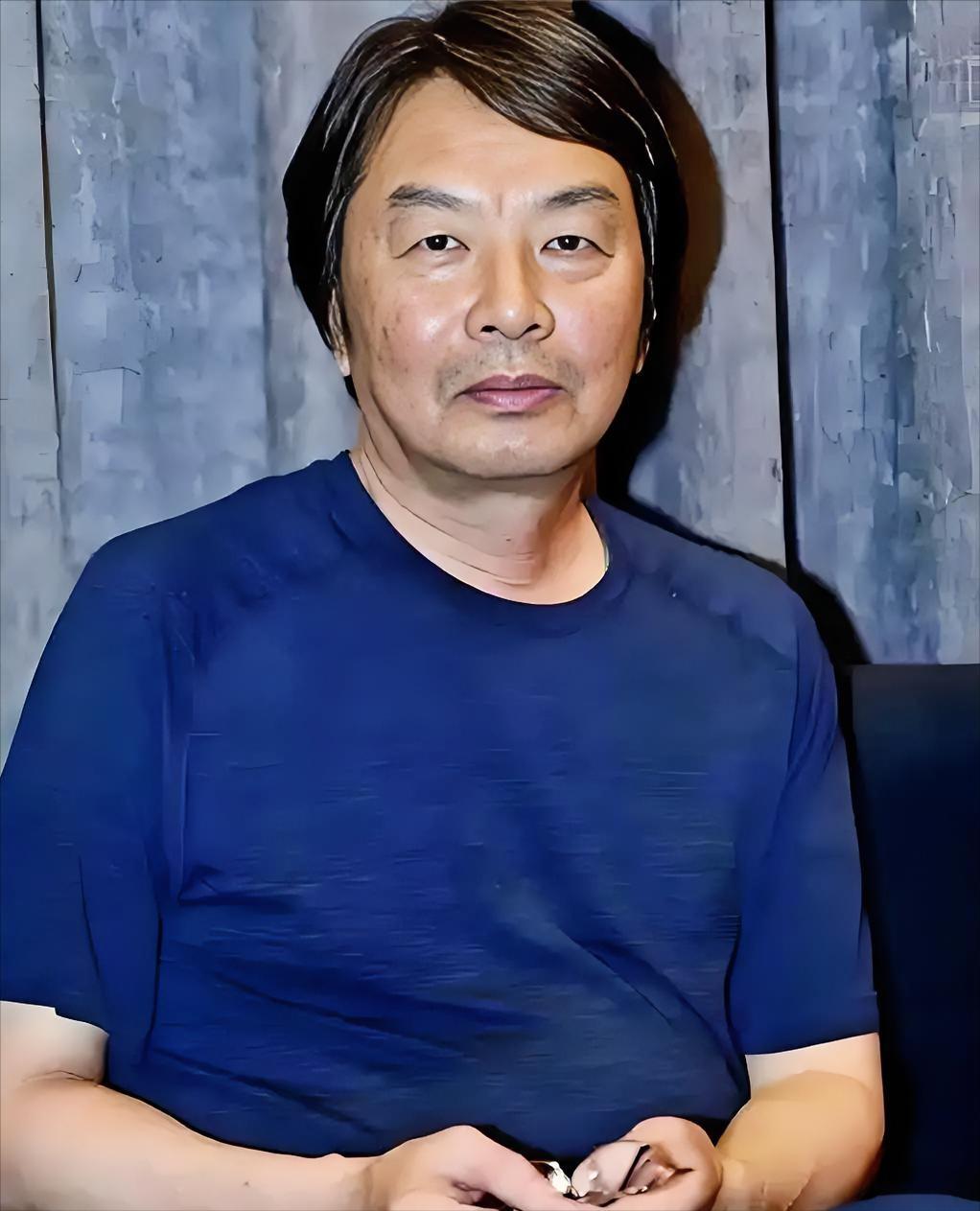 北大才子刘震云说：“当你接触的人越多，就会发现：舍不得吃舍不得穿，抠抠搜搜一辈子