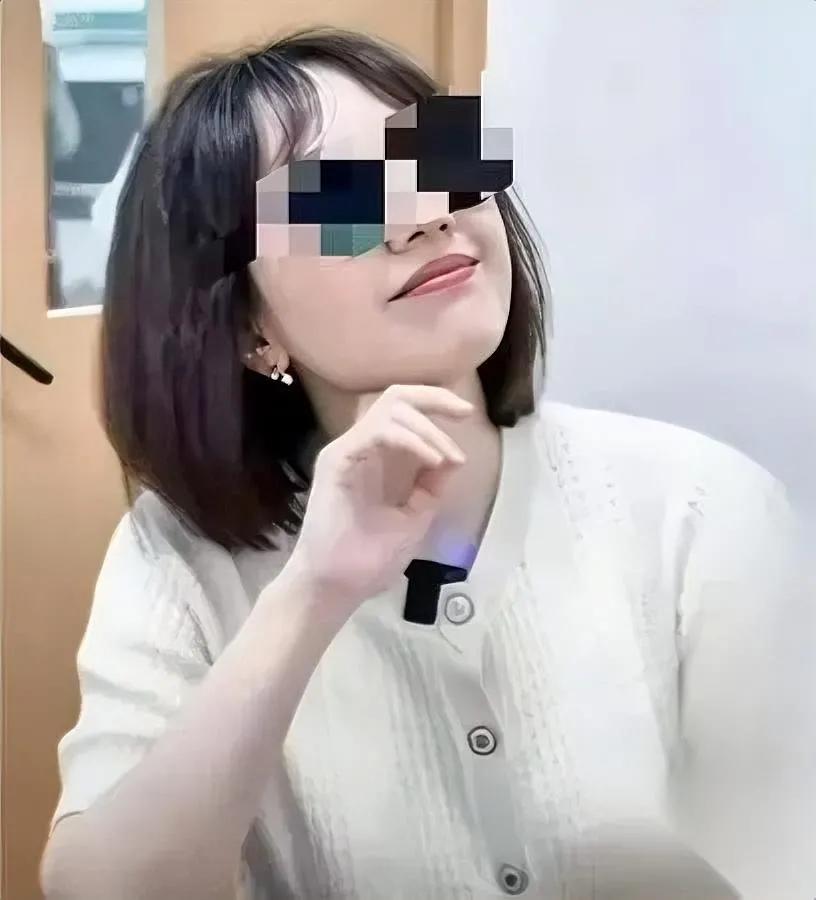 眼科博士曾琦火了。不是因为医术，是照片？30+的眼科副主任医师，博士还带