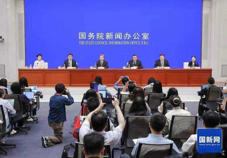 财政部：将选拔20个城市启动实施城市更新行动5月20日上午，国务院新闻办公室举行