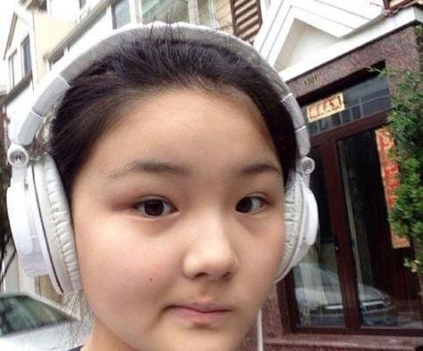 25岁那年买宝瑶点开北电继续教育学院录取名单，看到自己名字出现在表演专业栏里，这