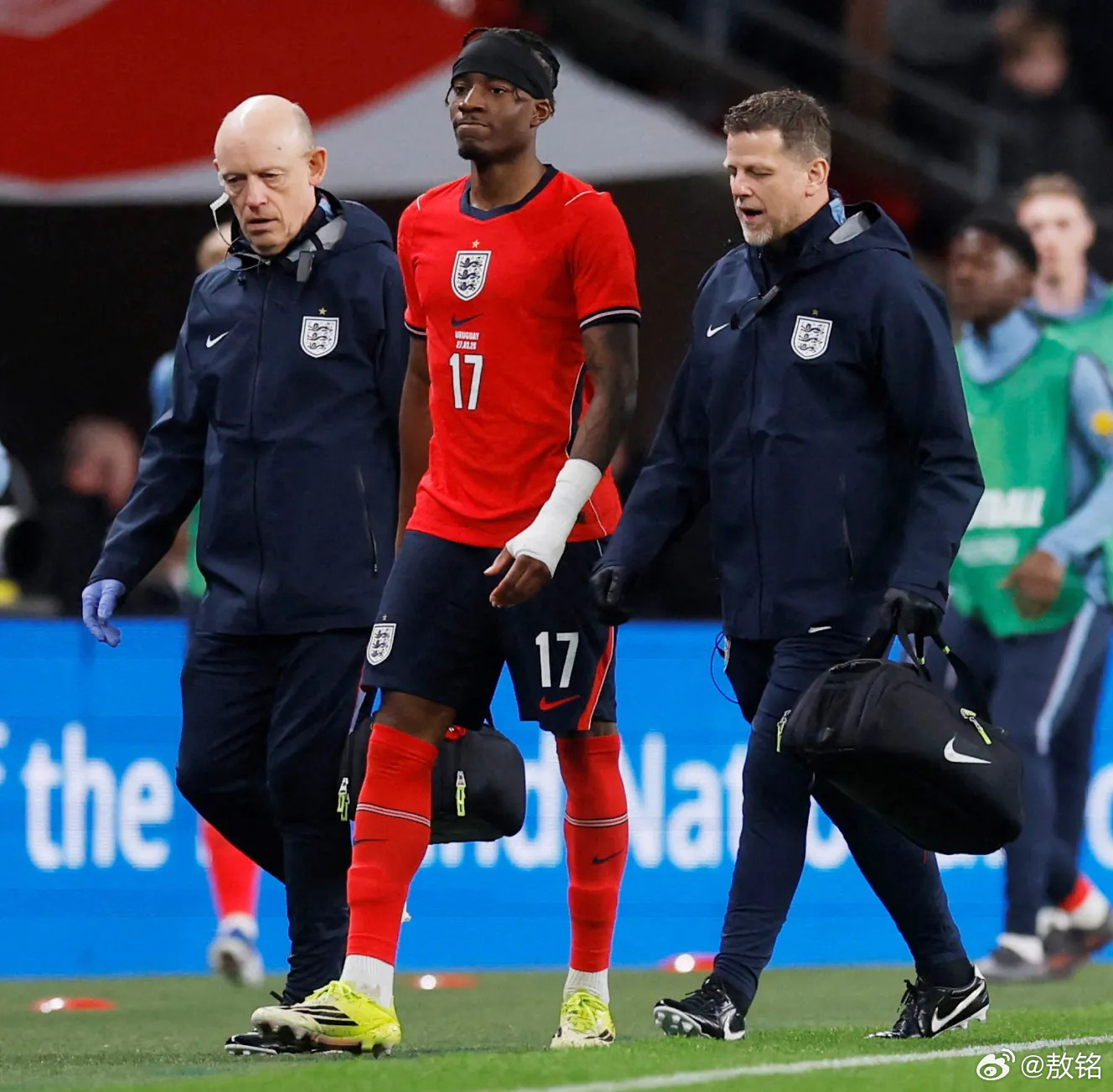 阿森纳阿森纳有多达10名球员从各自国家队提前回来了，这对于球员恢复轻伤有利，也