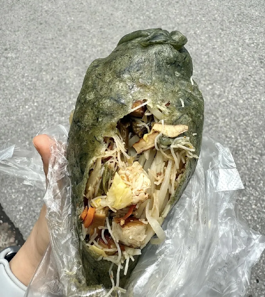 浙江这个叫什么？？好难吃。。🥲🥲因为这么大一个吃起来真的很“难”啊