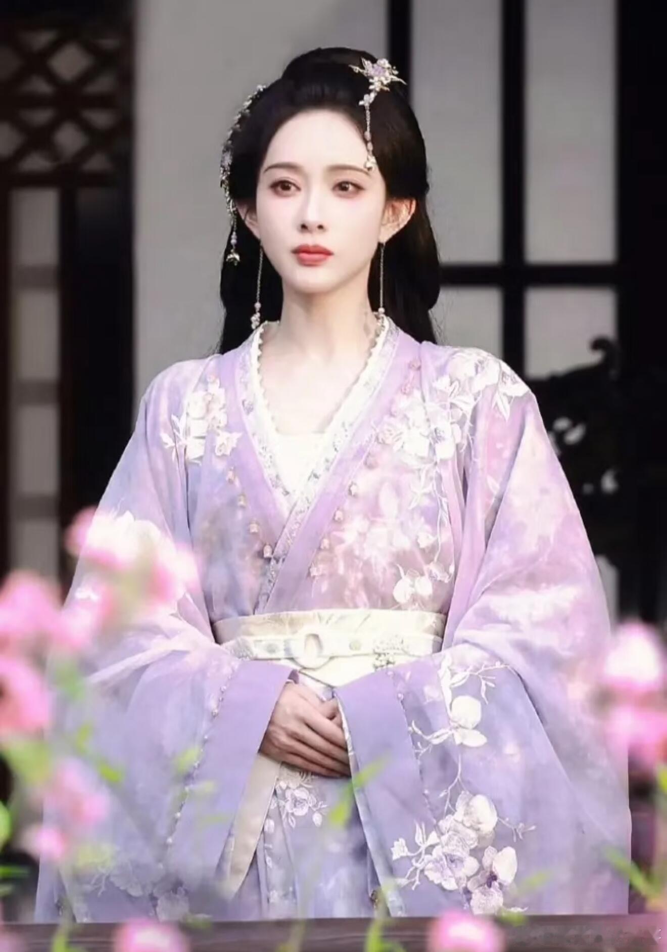 孟子义百花杀简直是奇迹孟孟，五颜六色！好多漂亮衣服，颜色多多百花杀｜