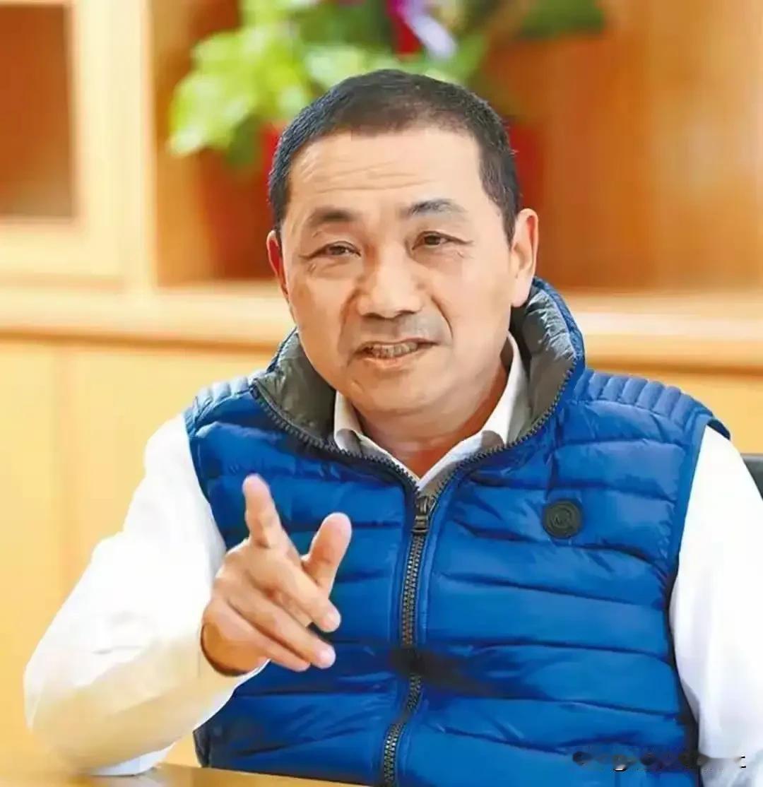 侯友谊唱反调！2025年解放军的最后一轮环岛军演再次开启，民进党吓破胆，畏畏