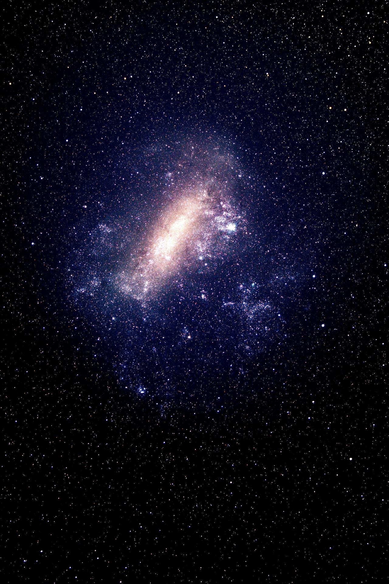 壮丽的大麦哲伦星系，一个将在未来并入银河系的本星系团成员