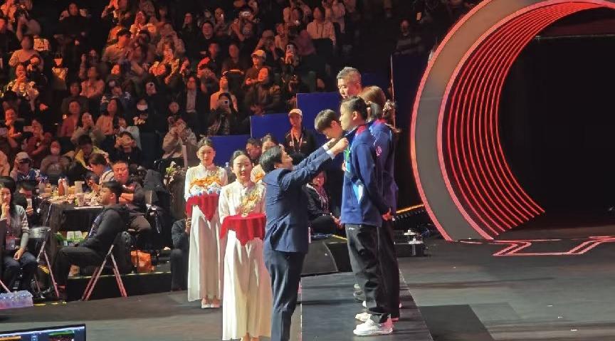 山东鲁能王曼昱没上，徐奕打一单就没打算夺冠！说实话，运动员也得听安排，毕竟有