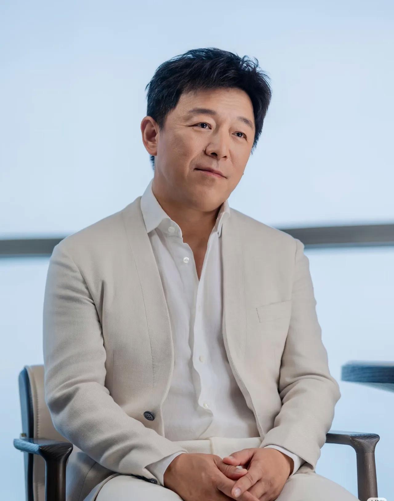 为什么黄渤突然退出综艺《天才厨人》不是对节目组不满，也不是他要去拍戏，而是黄渤参