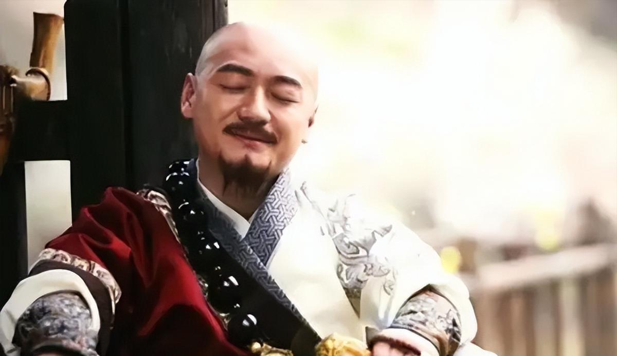 朱元璋的大舅子郭德成，是个人精。元至正十八年，凤阳集市上，算命先生郭山甫