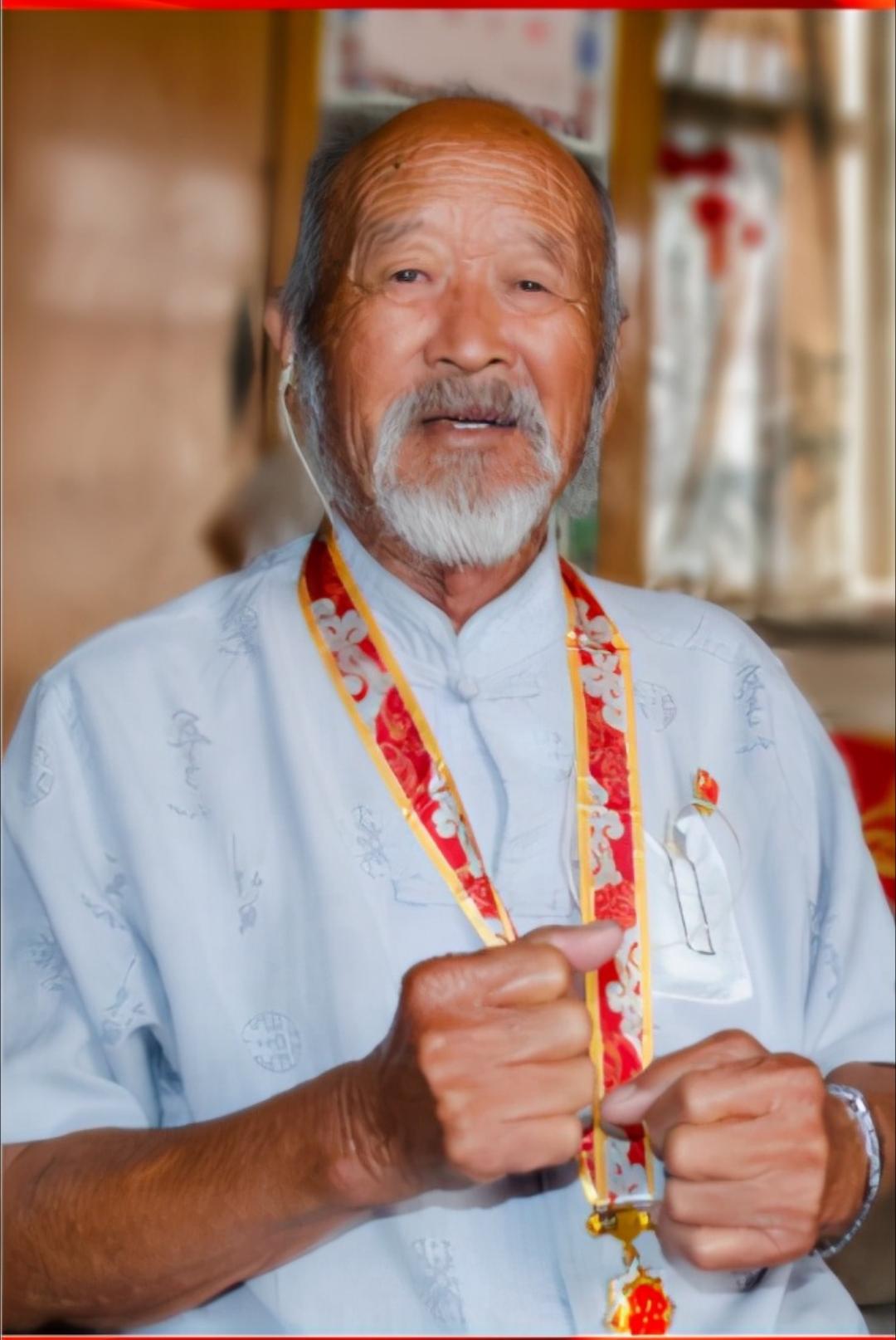 百岁老兵王本智：戎马半生护家国，平凡一生守初心王本智是山东平邑县的老革命、