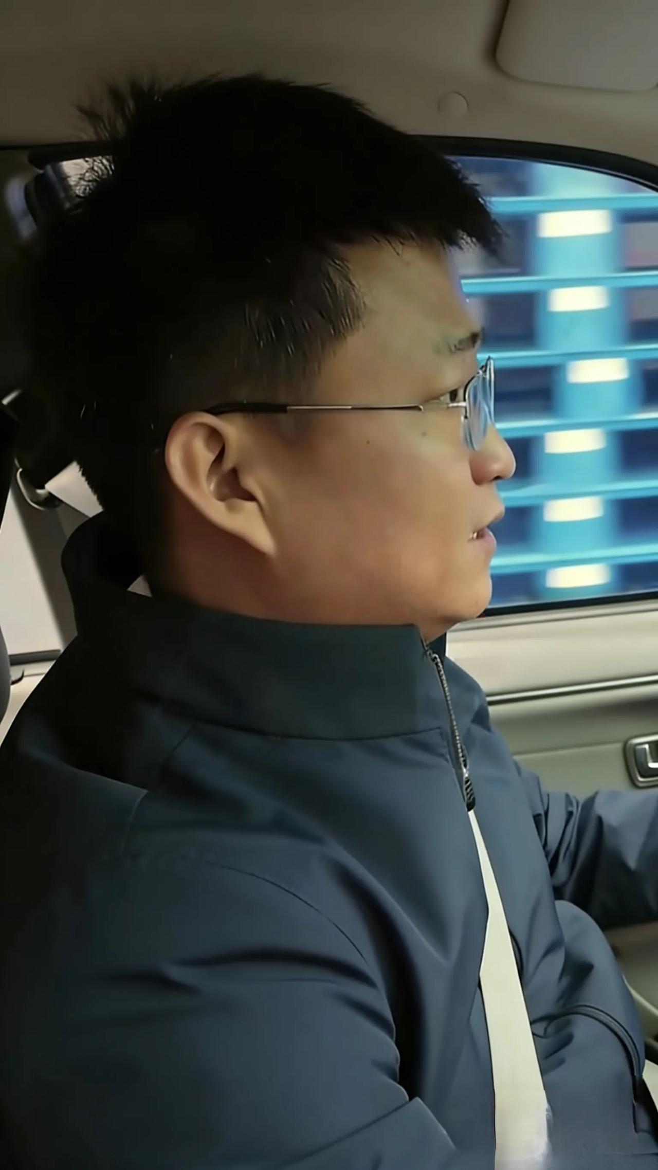 员工年薪80万，老板仅12万！老板图啥？你敢信吗？就在2026年2月27日，