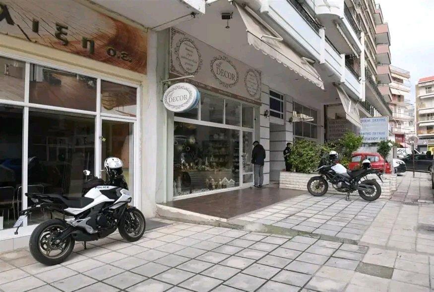 希腊最近这两起和未成年人相关的案件真是让人唏嘘。在塞雷斯，一名16岁少年因争风吃