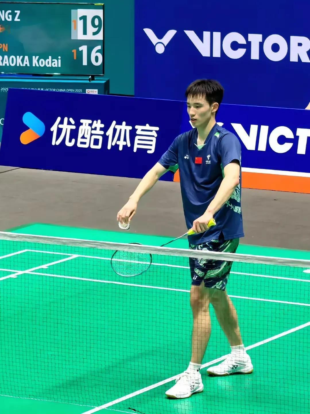 能一黑到底吗？王正行闯入男单决赛!7月26日，国际羽联超级1000中国公开赛男