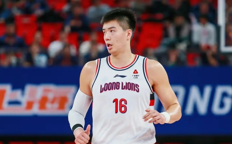 用焦泊乔还不如锻炼王洪泽。广东宏远花了大价钱从广州龙狮得到了焦泊乔，可是联赛进