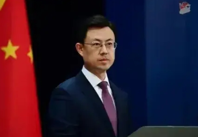 中方这次撤侨，真是把“人民至上”刻进DNA了。瞧瞧这操作——伊以刚开打，外交部