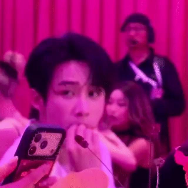 也是一只小吃货RV晚宴的檀健次