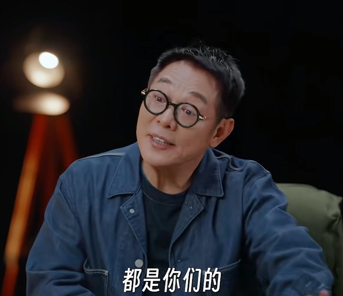 李连杰终于亲自洗清自己的“冤屈”！首度回应“抛妻弃子”传闻，自己都觉得可笑，自