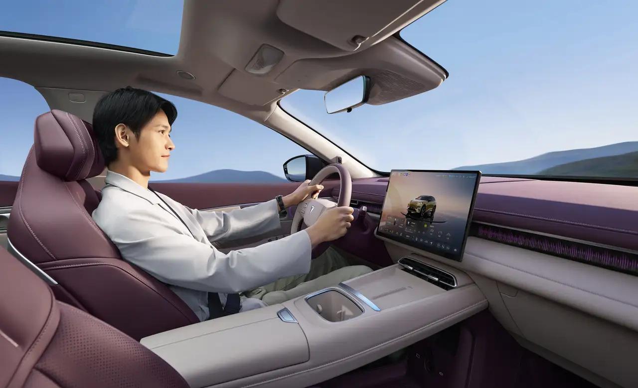 这是赤裸裸的真实数据！深蓝S071-3月的销量就有力说明1月份深蓝S