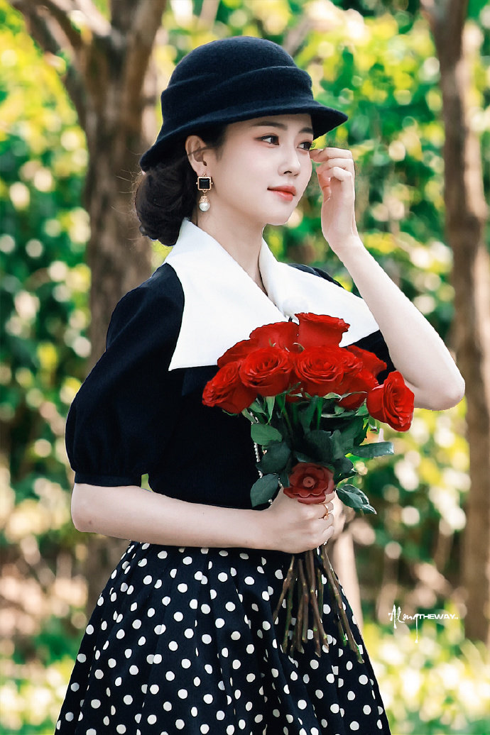 奔跑吧白鹿白鹿留洋大小姐造型我勒个千金大小姐，就这样轻轻松松美成这样快给我