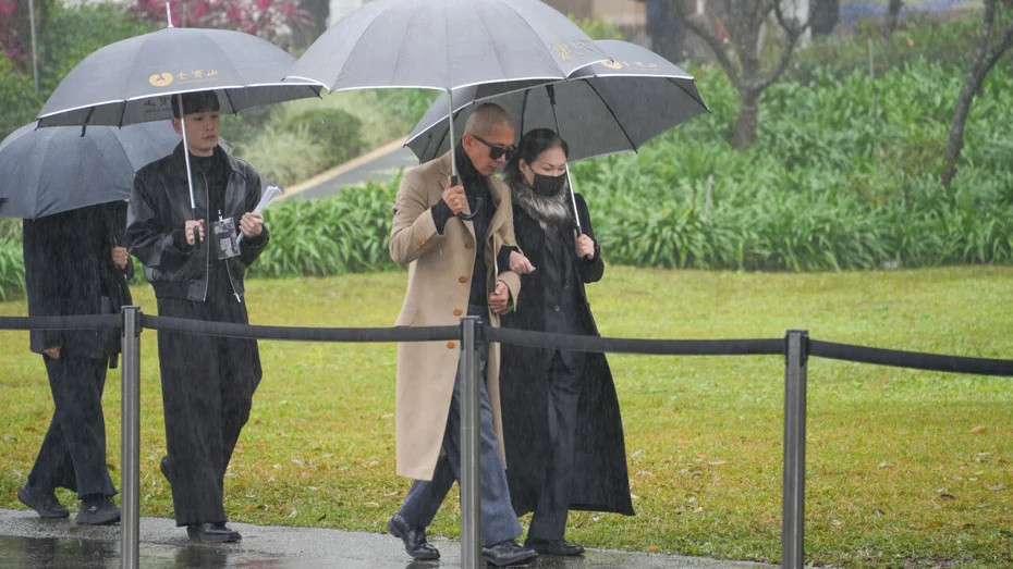 S妈说具俊晔一直在台湾据台媒，S妈更新社交平台：“宝贝，阿德（儿子）感冒了，一