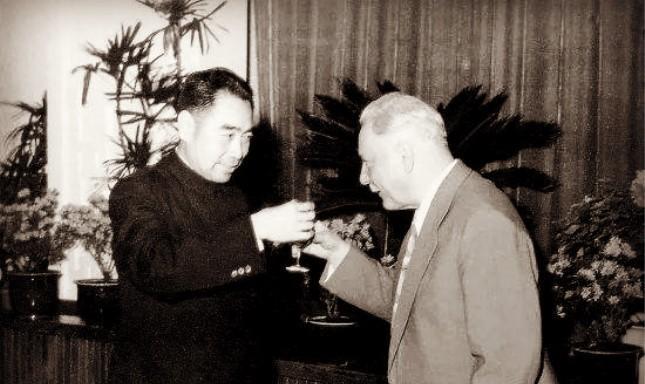 1957年，苏联主席伏罗希洛夫访华来到广州，喝了一种汤，越喝越上头，伏罗希洛夫连