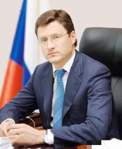 据俄罗斯卫星通信社:俄罗斯副总理诺瓦克在回答俄罗斯是否会增加对中国和印度的石油