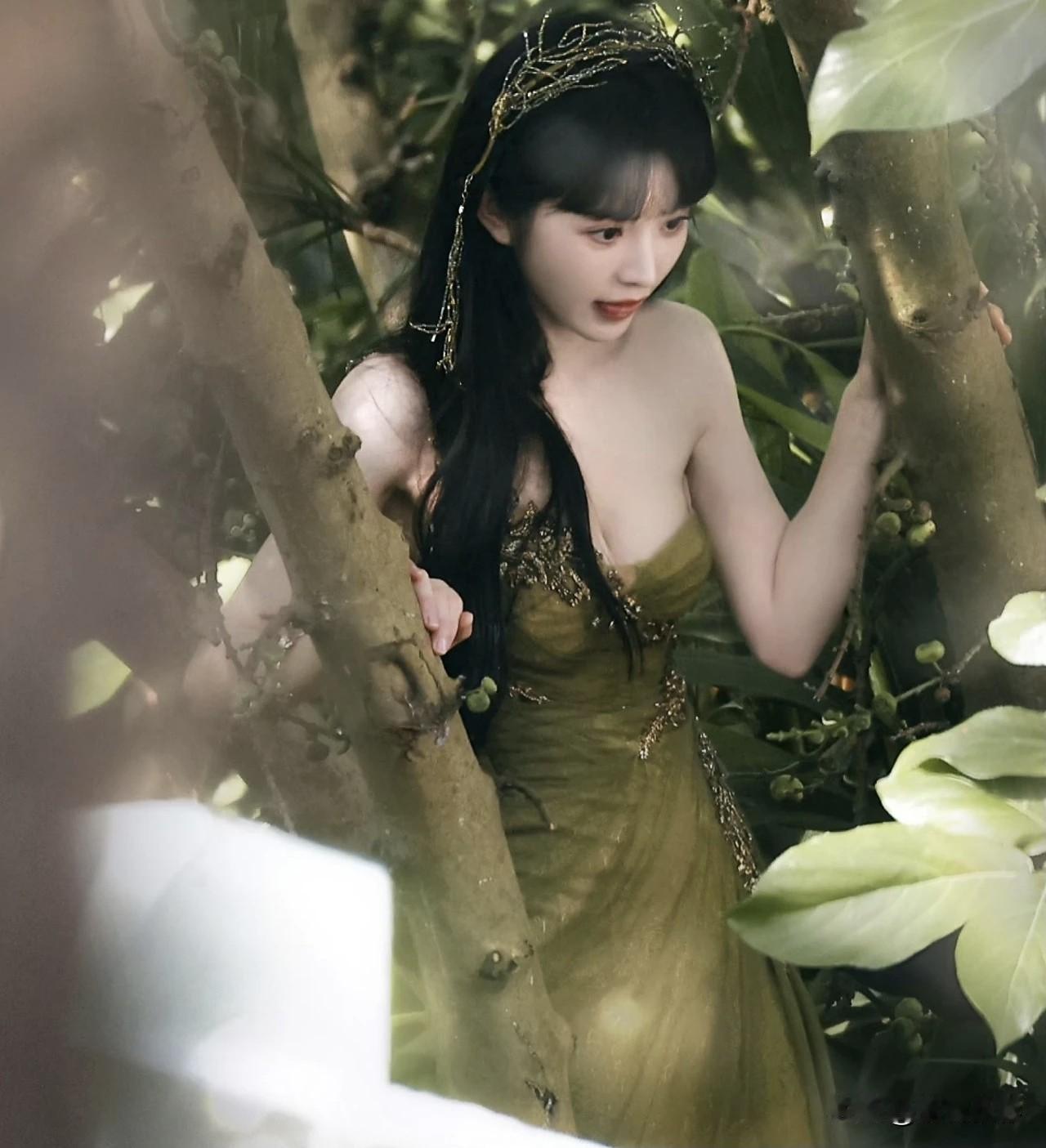 说到田曦薇，很多人脑海里蹦出来的第一个词就是