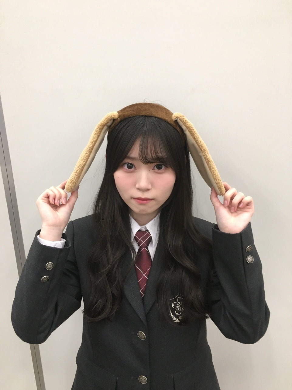 山下瞳月「せっかくのケーキとの写真変な顔してた。実際にドラムの音やギターの音を