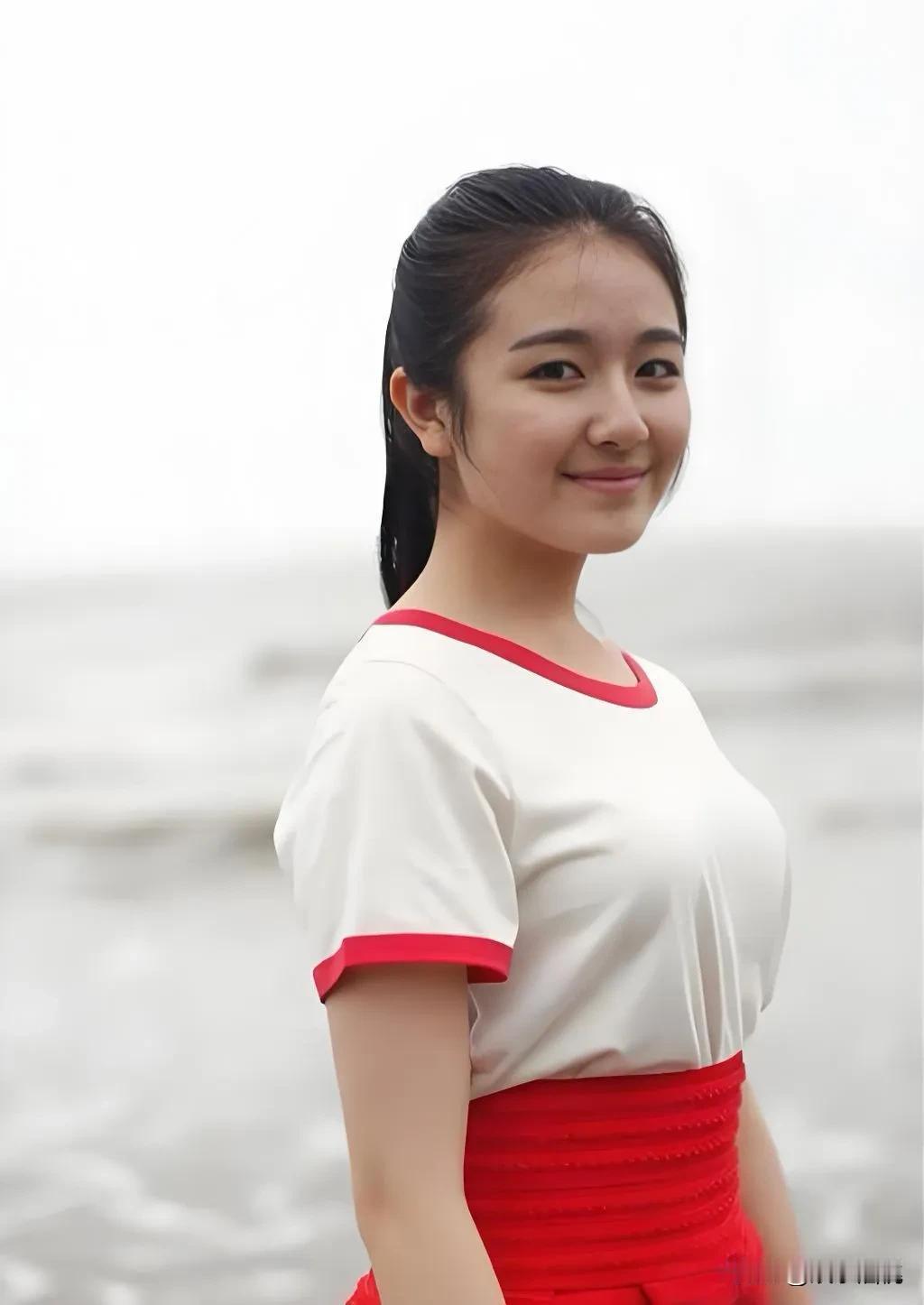 我发现的野生相似度，一个是李兰迪，一个是郭涛的女儿，这眉眼如果不是近期写两篇文章