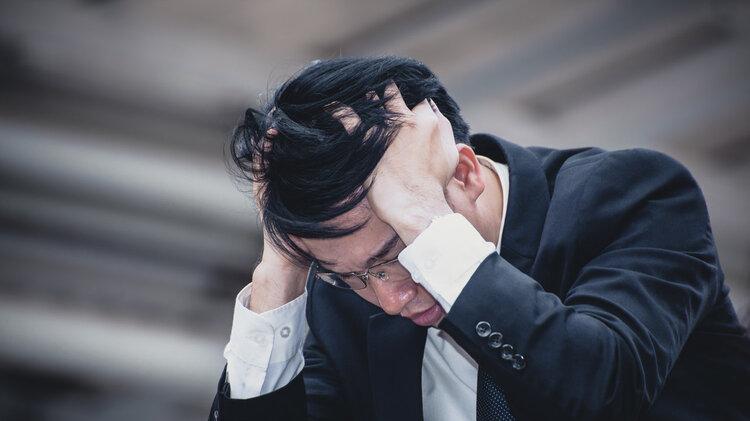 艾滋多人无辜中招！从感染到发病会经历哪几步？这些症状要警惕