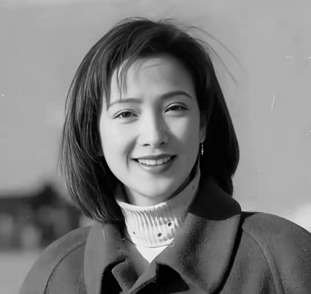 看到她去世的消息真的太震惊了‼️何晴，这么一个温婉秀丽的女演员没了不禁感叹，