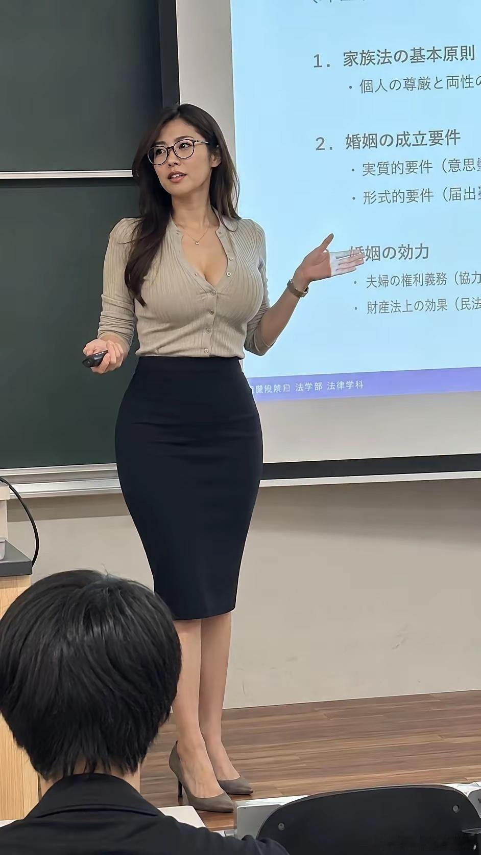 有这样的老师你还会逃课吗？